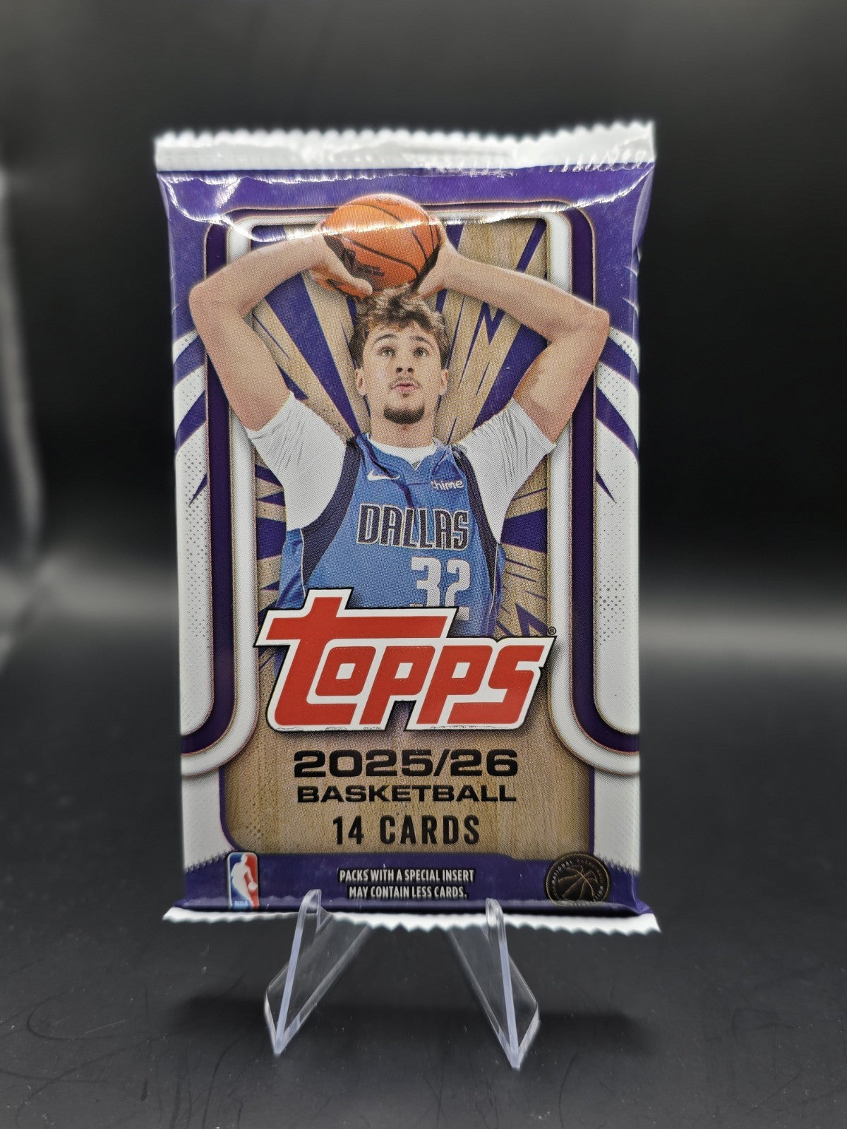 2025-26 Topps Flagship Basketball Trading Card Display Pack 14 Cards