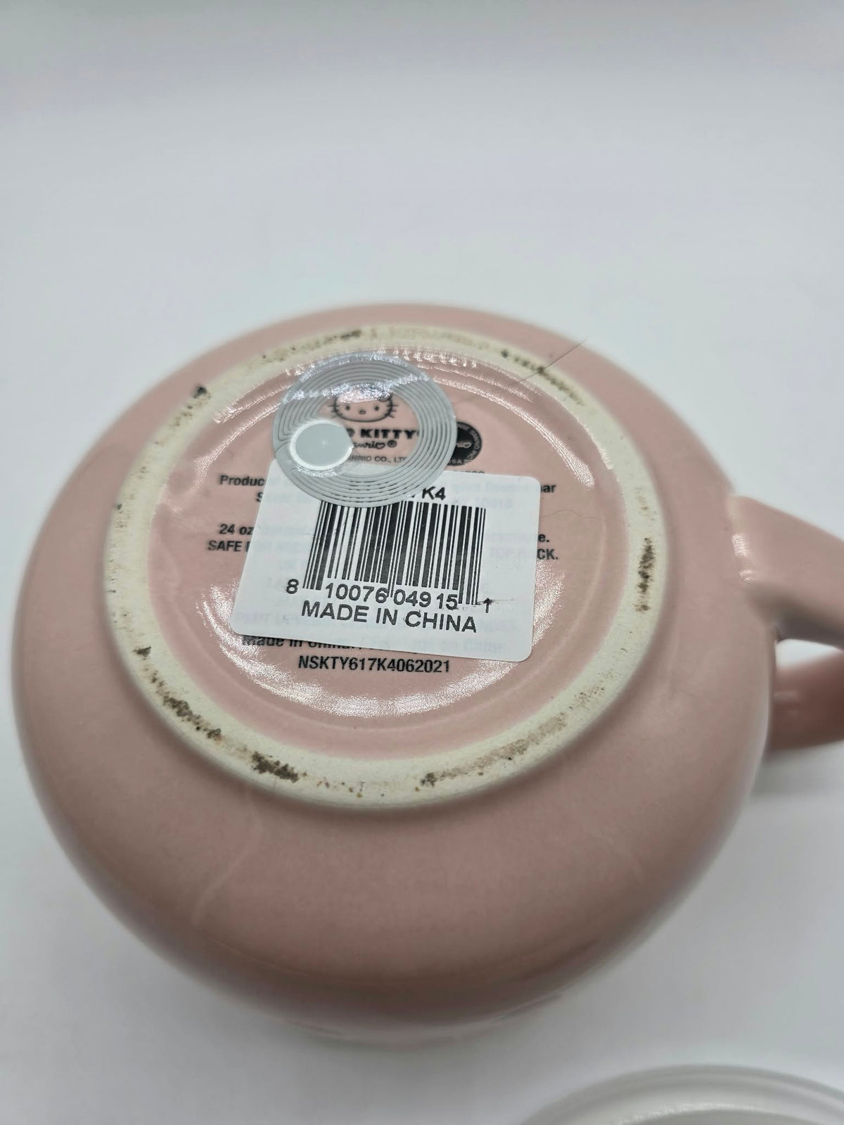 Sanrio Hello Kitty 24 Oz. Ceramic Soup Bowl & Cereal Mug with Pressure Release Lid