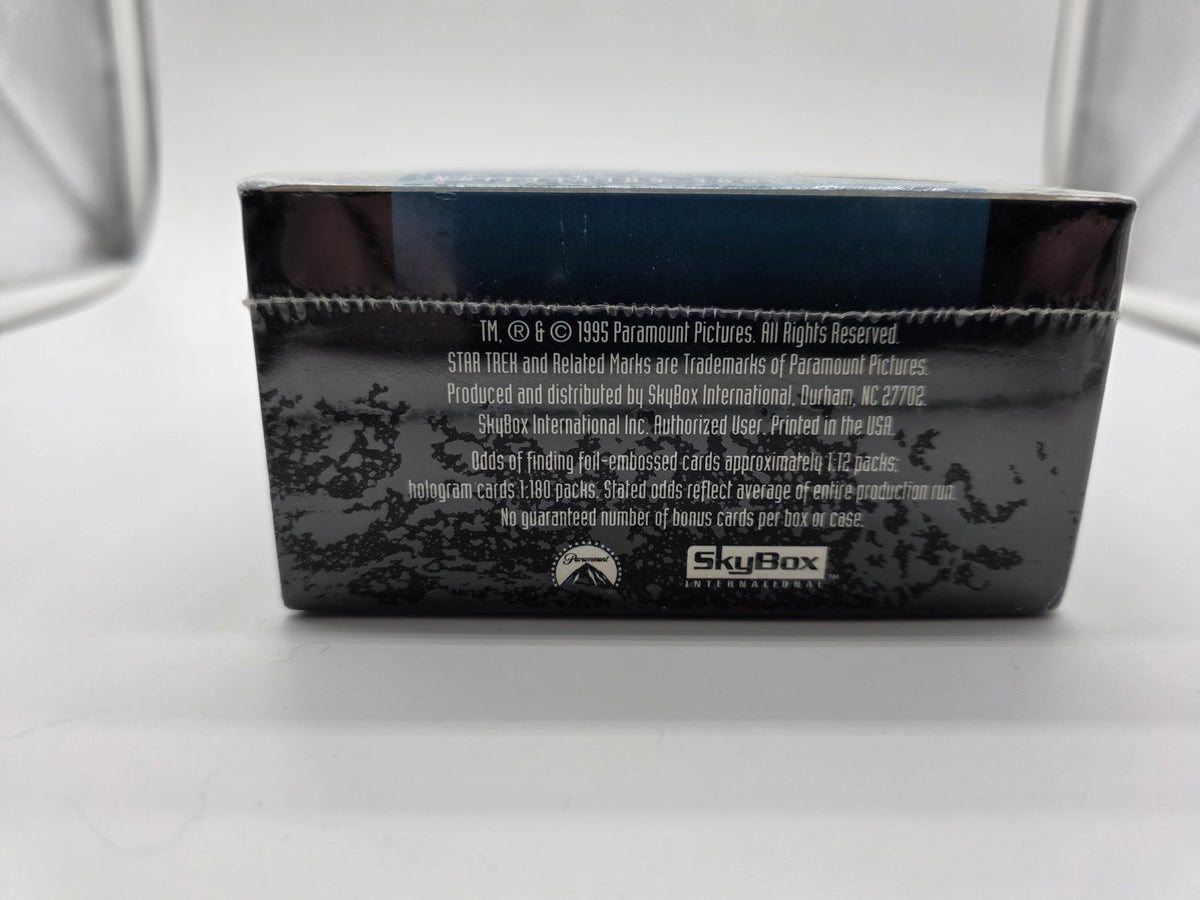 Side panel with 1995 copyright and insert odds
