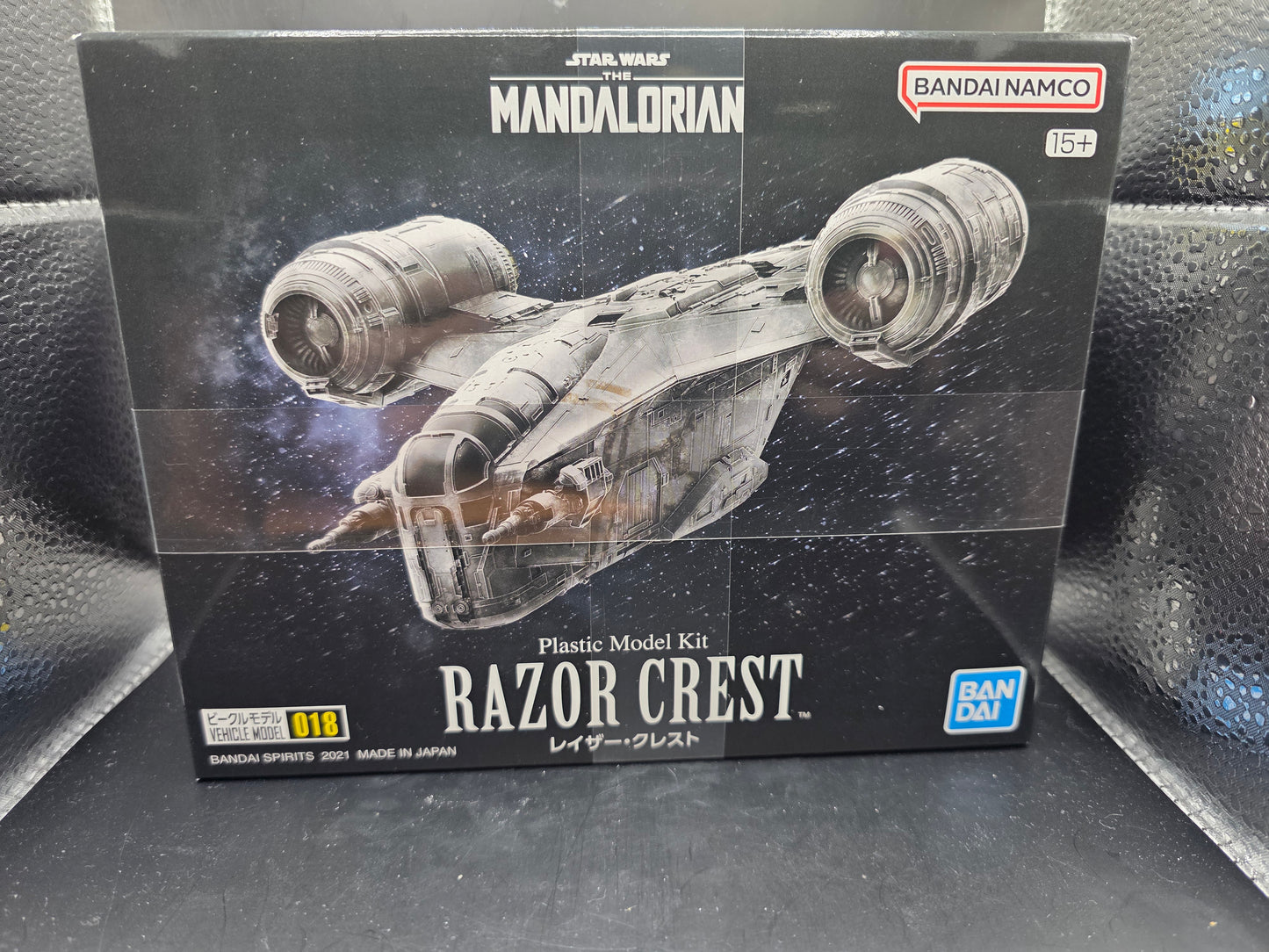 Razor Crest The Mandalorian Plastic Model Kit - Bandai Spirits VM-018