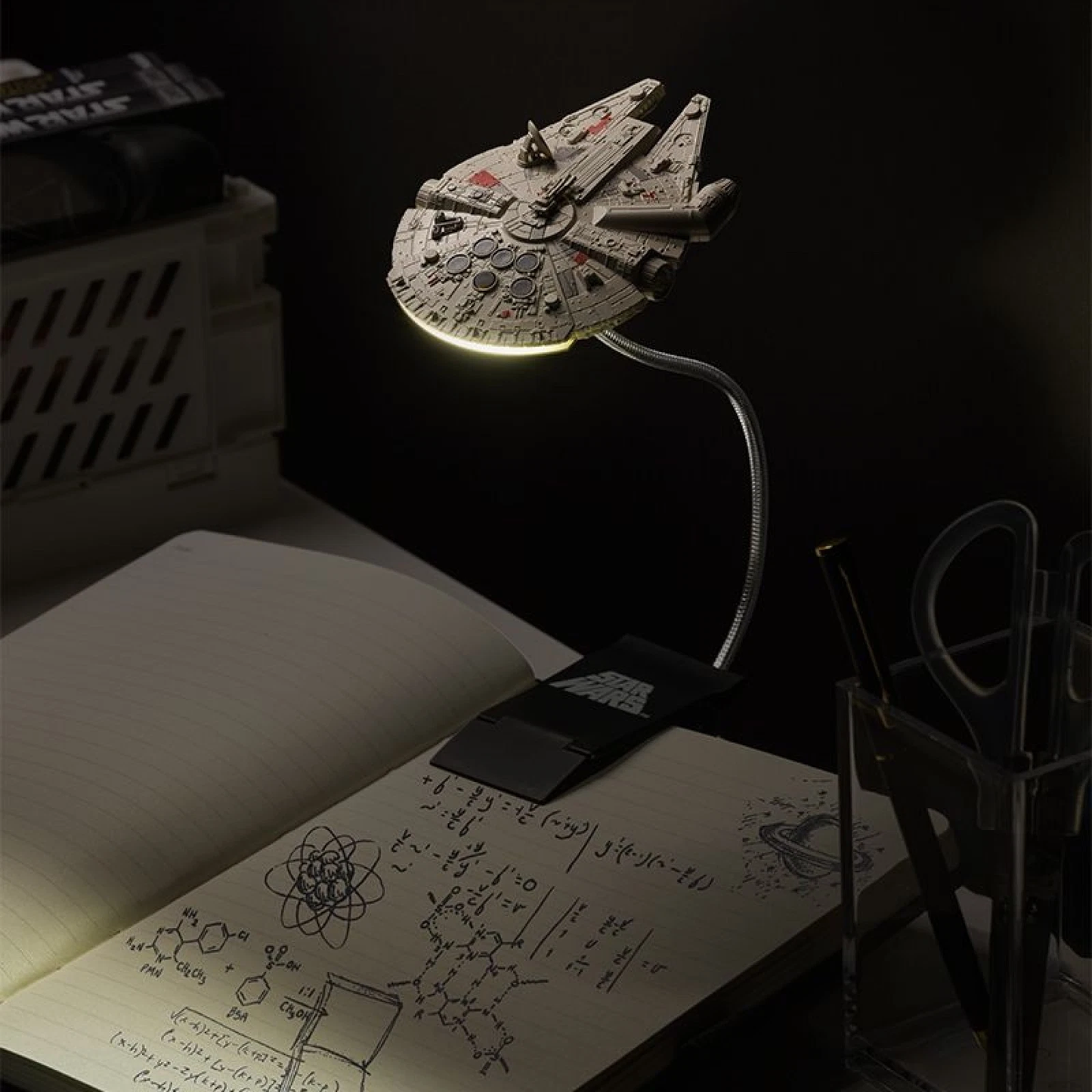 Star Wars - Millennium Falcon Book Light